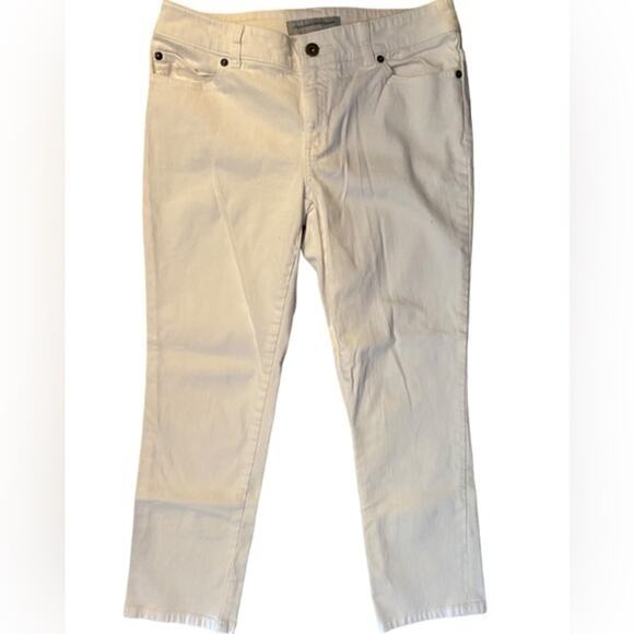 Chico’s Platinum Denim Jeans Women’s Size 4 White Straight Leg Ultimate Fit - Picture 1 of 12